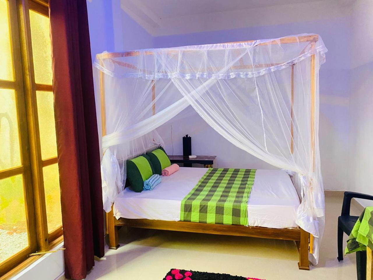 Pradeep Guest House Mirissa Exterior photo